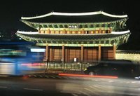 Corea del Sur: El Palacio Changdeokgung a la luz de la luna