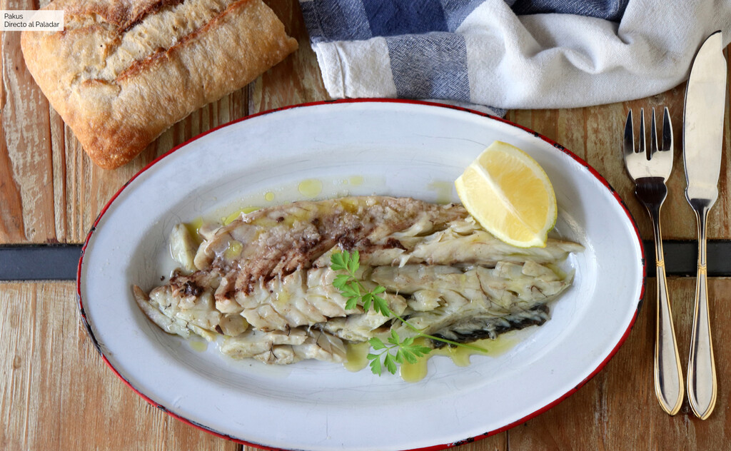 Cómo cocinar un pescado a la sal para que te quede perfecto aunque no