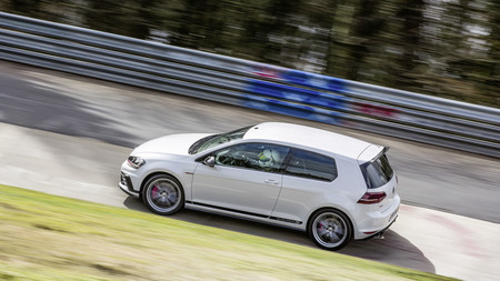 07:47:19 es el nuevo tiempo del Volkswagen Golf GTI Clubsport S en Nürburgring. ¿Miedo al León Cupra?