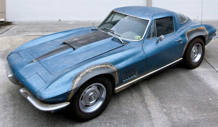 El Corvette de Neil Armstrong no va a ser restaurado. Sólo se conservará