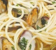 Espaguetis con almejas