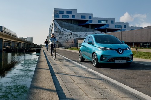 El Renault Zoe 2020 ahora rinde 389 km por carga y podría llegar a México