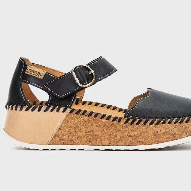 Pikolinos
Sandalias de mujer de piel con cierre adherente