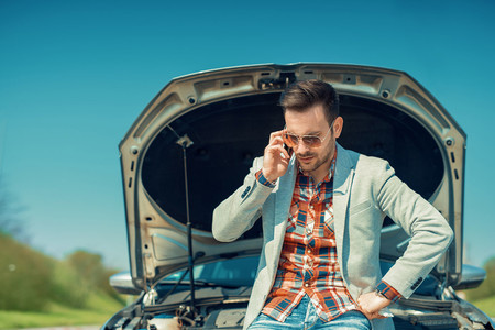 Más allá de los accidentes, ¿en qué te puede asistir tu póliza de seguro en estas fiestas?