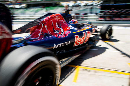 Ap 1pqb2uz411w11 F1 Grand Prix Of Malaysia Practice