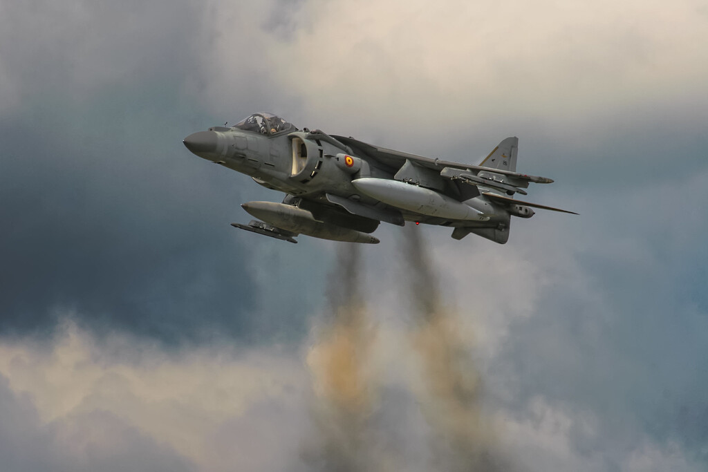 España tiene un dilema de difícil solución: llamar a EEUU o ser la última con un caza de combate en peligro de extinción