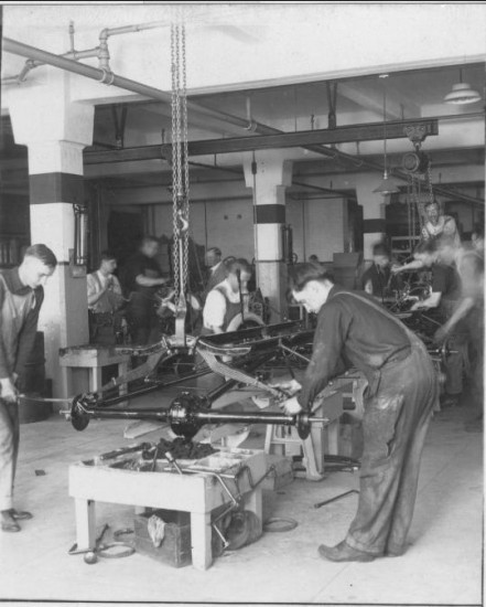 Montaje Ford Model T - 1913