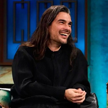 Oliver Laxe es un firme defensor de la experiencia en cines, pero también es humano: "Me cuesta ver las películas sin interrupción en mi ordenador"