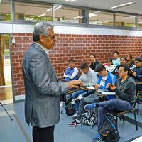 La UNAM tiene a casi 8,000 maestros mayores de 65 años que retrasan su jubilación por este motivo 
