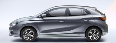 Práctico hatchback con opción híbrida en México. Es el auto nuevo más barato del mercado