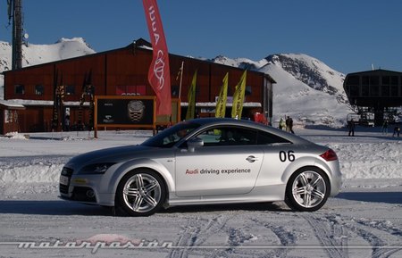 Audi winter driving experience Audi TT 2.0 TFSI 200 CV quattro