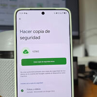 Es oficial: Google avisa de que la copia de tu Android consumirá espacio. “Si tu cuenta de Google supera el límite de almacenamiento, las copias de seguridad automáticas se pausarán” 