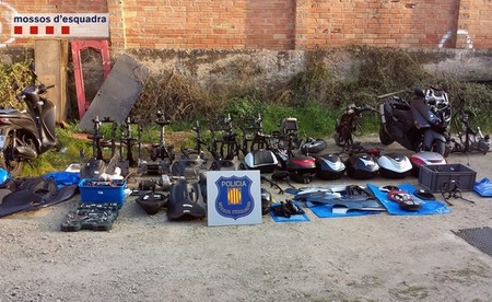 Robaban motos, las desguazaban y enviaban las piezas a Marruecos