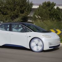 Volkswagen dice que en 2020 tendrá coches eléctricos a la altura de Tesla pero a la mitad de precio