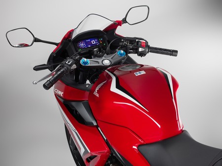 Honda Cbr500r 2019 015