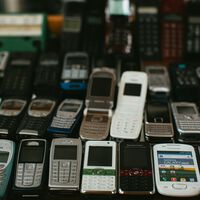 Madrid subasta tablets, móviles y portátiles Samsung a precios ridículos. Y puedes pujar online por ellos