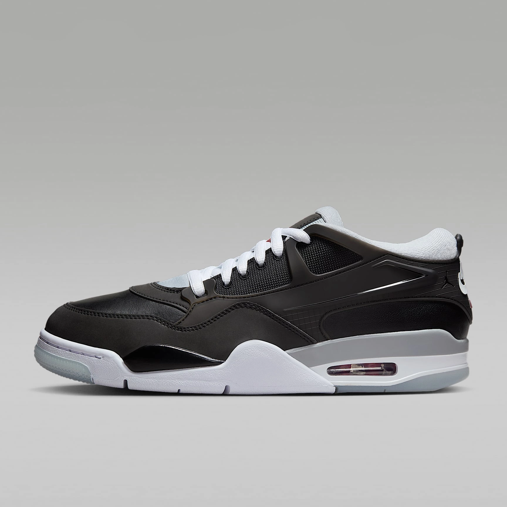 Air Jordan 4 RM
Zapatillas