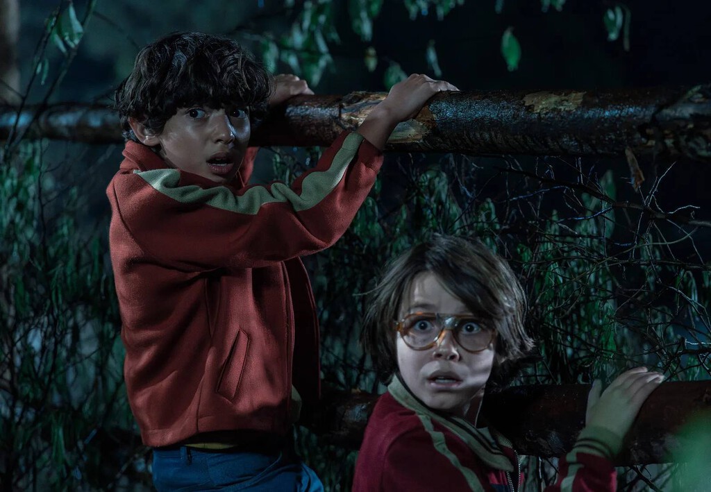 Hoy en Netflix, una serie diminuta sobre un caso criminal que me atrapó desde el primer episodio. Es si bastante inquietante y va mucho más allá del crimen 