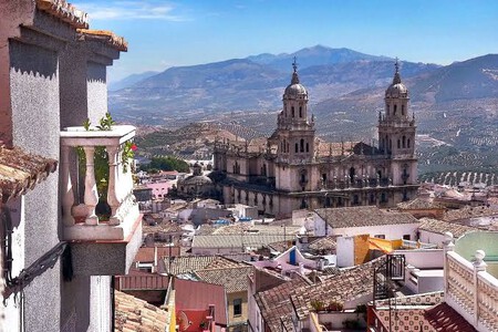 Viajes Ciudades Espana Poco Conocidas Sin Turismo Infravaloradas Bonitas Baratas Buen Tiempo Otono