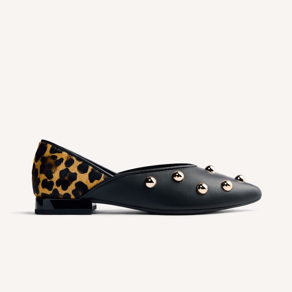 Bailarinas de piel con tachuelas y animal print