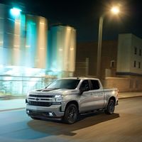 Chevrolet Silverado Midnight y Rally, exclusividad dentro y fuera del pavimento