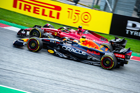 Verstappen Leclerc Austria F1 2022