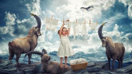 Un padre consigue que su familia viva increíbles aventuras gracias al Photoshop