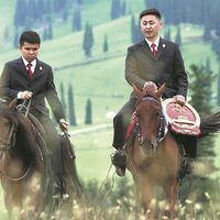 O castigo chega a cavalo? Na China, o Supremo e a justiça chegam em qualquer lugar não importa quão longe e difícil 