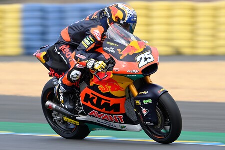 ¡Tremendo! Raúl Fernández también vuela bajo la lluvia para lograr su primera pole position en Moto2