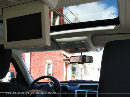 dodge-nitro-18