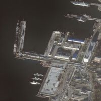 Los satélites no dejan dudas: Rusia reforzó un puente, y un dron de Ucrania hizo realidad la ciencia ficción 