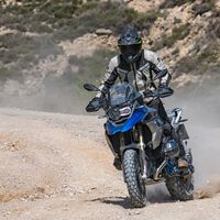 Si tienes una BMW de 1250 cc estate alerta: BMW ha llamado a revisión a 15.000 motos en España