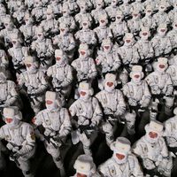 Un ejército de 25.000 norcoreanos se dirige a Rusia. No van a combatir, van a construir el mayor ejército de drones kamikaze