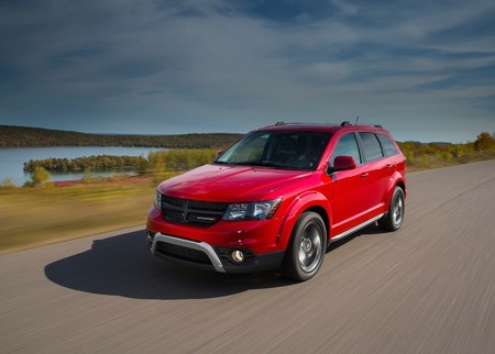 Dodge Journey 2018, analizamos la gama de un dinosaurio que se resiste al meteorito