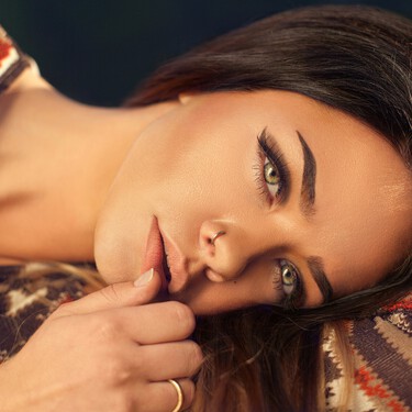 Engrosar las cejas de forma natural para conseguir un arco más poblado es más fácil de lo que piensas con los trucos correctos