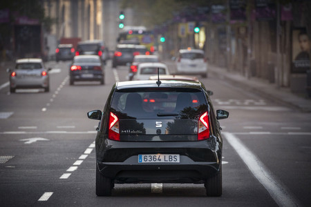 El Plan MOVES de ayudas a la compra de coches eléctricos no se aprobará hasta que haya plan de rescate a la industria automotriz