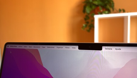 Ni fallo ni falla: así se comporta el notch con menús especialmente largos en los nuevos MacBook Pro