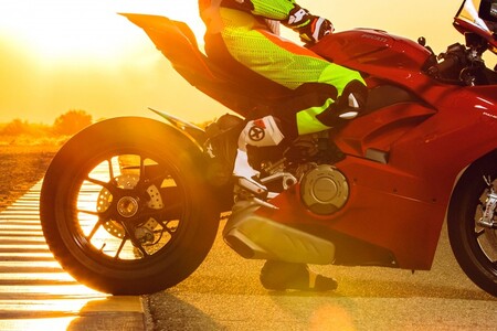 SPIDI XPD XP9-R: unas botas para moto con tecnología extraída de MotoGP y protecciones de magnesio, por 400 euros
