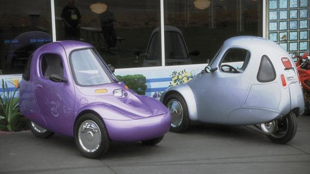 Nueve coches eléctricos de cuando los coches eléctricos eran feos a rabiar