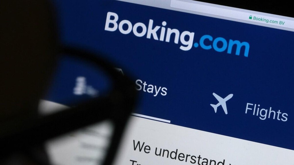 Reservaron una casa de vacaciones en Booking, pero al llegar sus dueños no sabían nada: 100 turistas caen víctimas de esta estafa