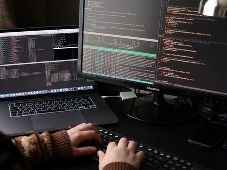 Esta nueva web permite a expertos en código abierto buscar empleo en todo el mundo: así funciona
