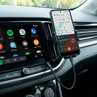 Xiaomi, gracias por esta maravilla baratísima: el cable que pone fin al caos de Android Auto en el coche ya es oficial en España