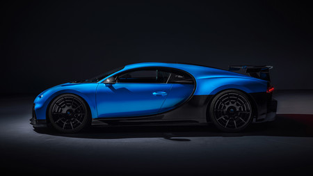 Bugatti Chiron Pur Sport 2020
