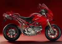 Moto Guzzi Stelvio 1200, transformación de Trail a Súpermotard