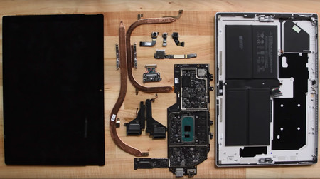 Para iFixit, el Surface Pro 7 es un dispositivo muy difícil de reparar: consigue una puntuación de uno sobre diez
