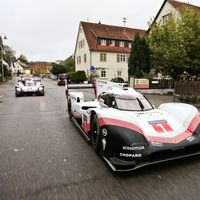 Porsche saca los LMP1 de paseo por Alemania para despedir un año de récords 