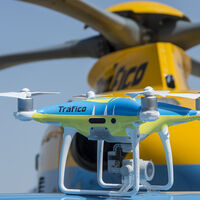 Los drones de la DGT ya multan en la campaña especial para motos centrada en zonas interurbanas