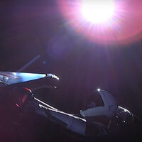 El Tesla Roadster sigue con su odisea espacial: 3.200 millones de kilómetros recorridos camino del Sol