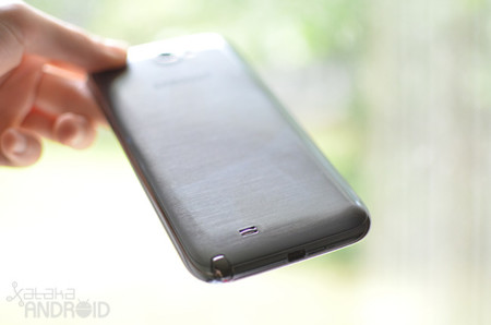 Galaxy Note 3 suena con una cámara de 13 megapíxels y Snapdragon 800 en su interior
