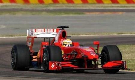 Luca Badoer sí prueba el Ferrari F60